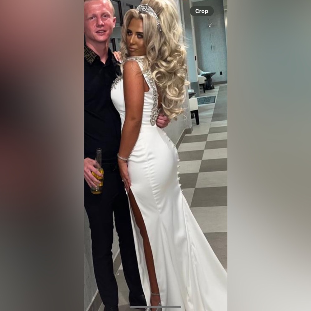 Wedding dress